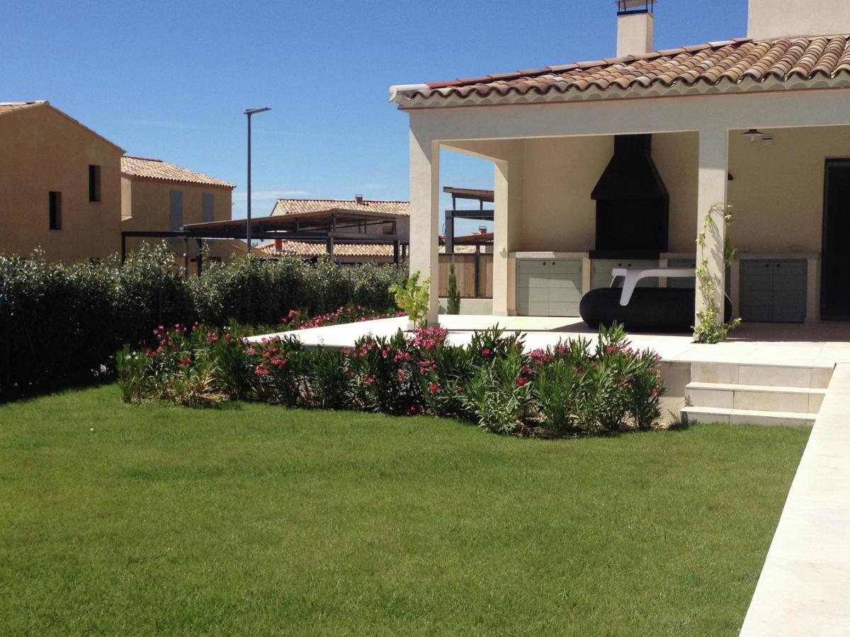 Vibrant Villa In Malauc Ne With Private Garden Malaucène المظهر الخارجي الصورة